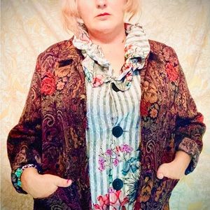 Damee Inc striped floral sleeveless Art Nouveau revival ruff wire neck blouse